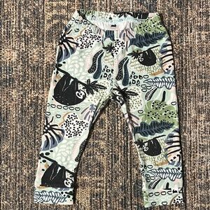 Little & Lively Sloth Print Leggings 🇨🇦